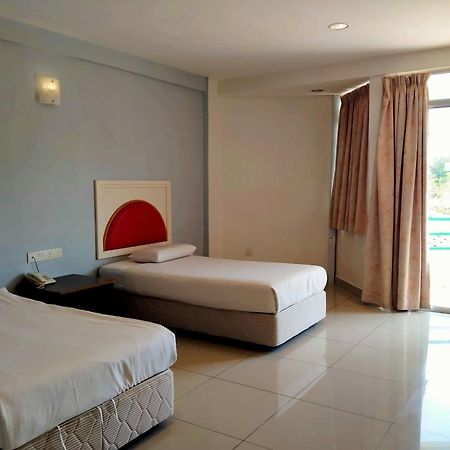 Akar Beach Resort Порт-Диксон Экстерьер фото