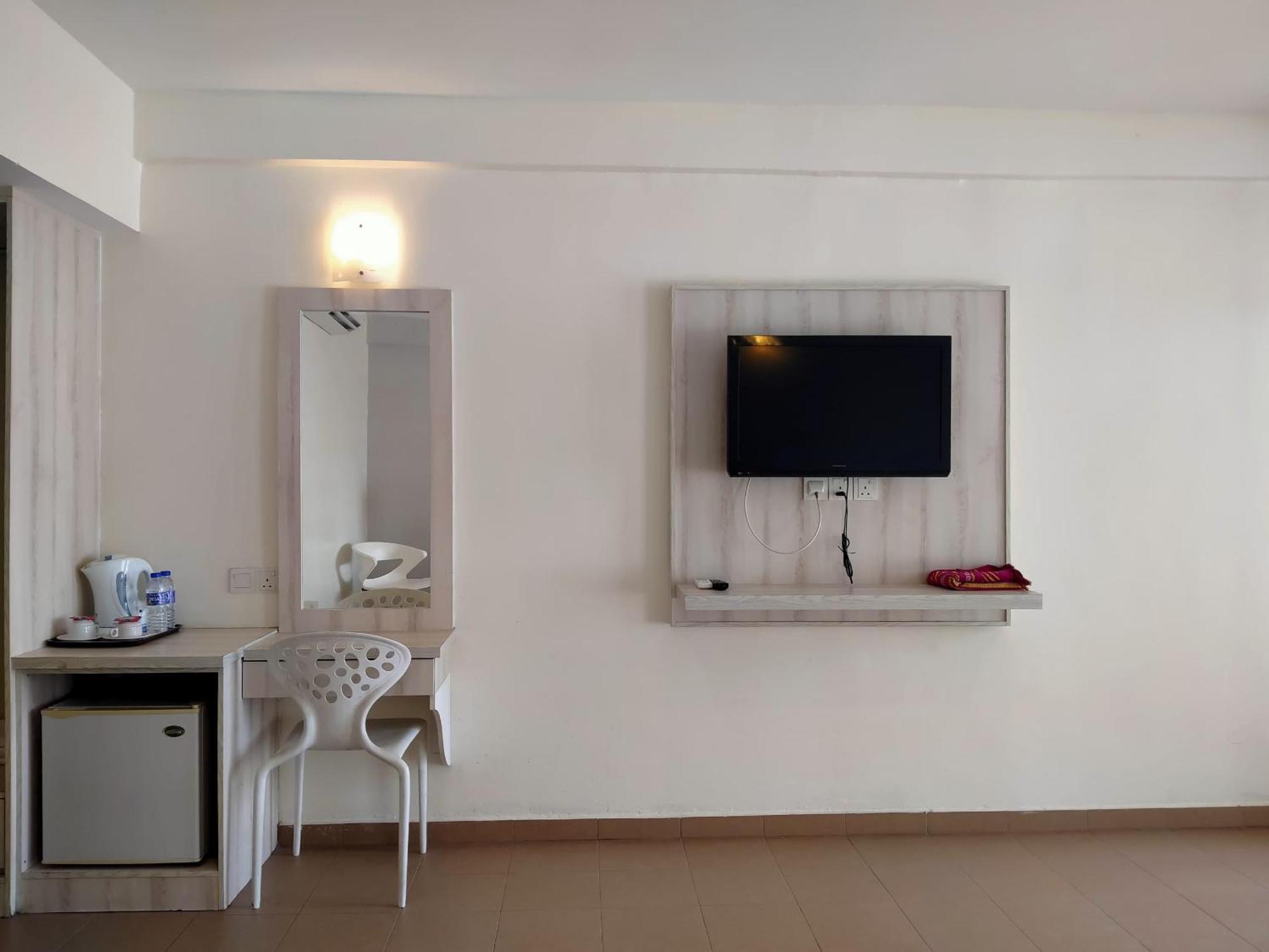 Akar Beach Resort Порт-Диксон Экстерьер фото